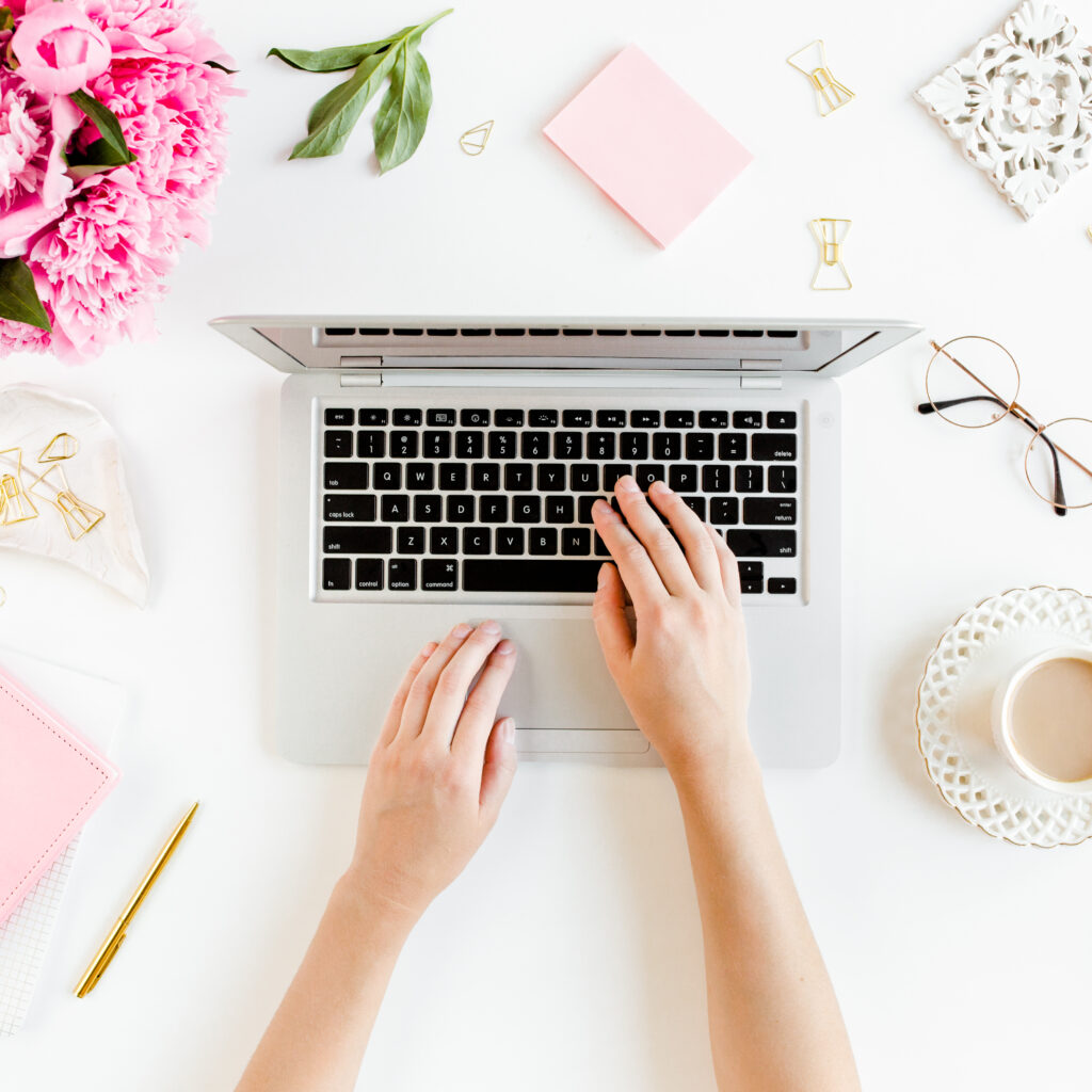 Qu’est-ce qu’un.e stratège marketing numérique?